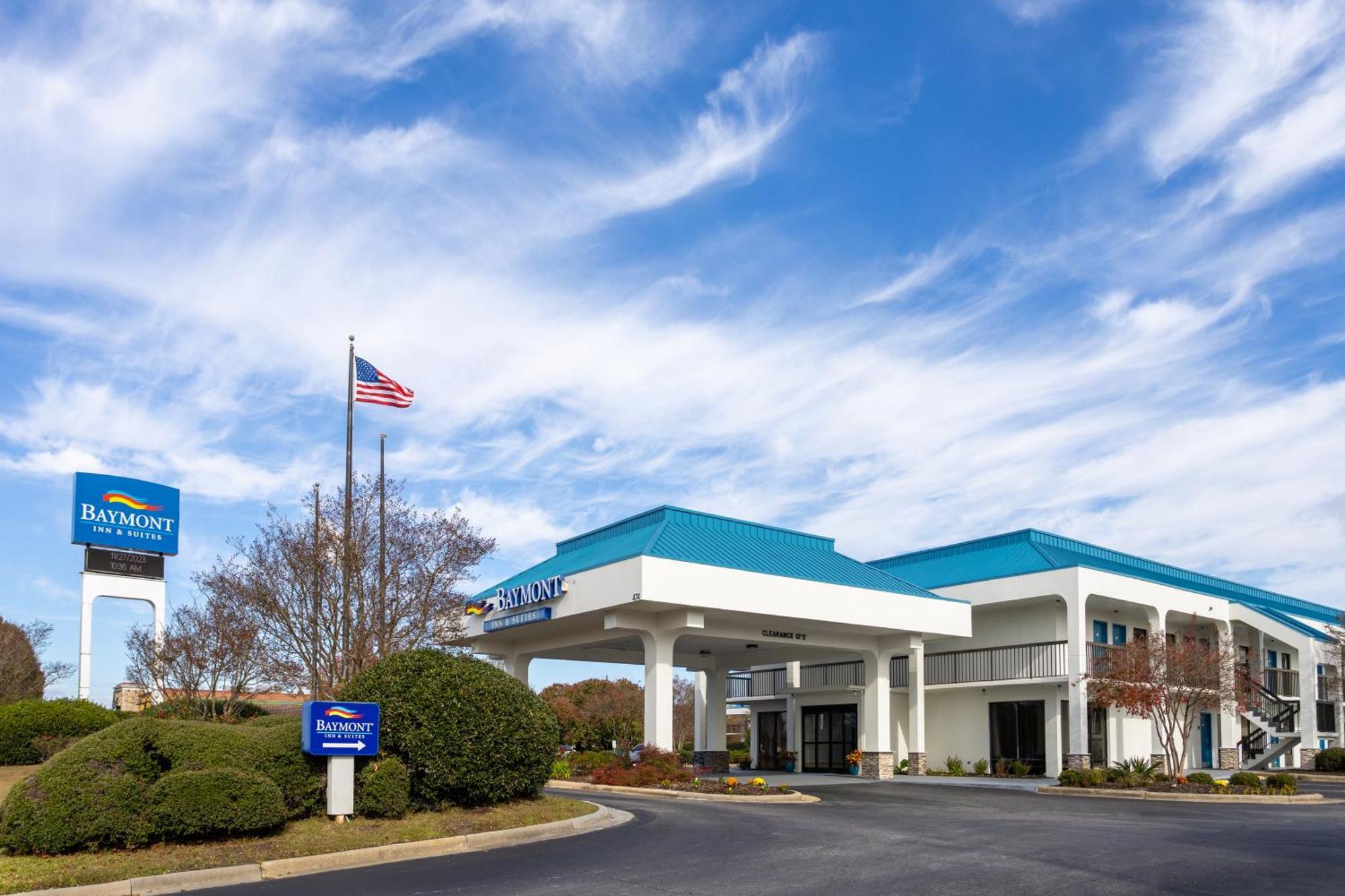Baymont By Wyndham Camp Lejeune Jacksonville Exterior foto